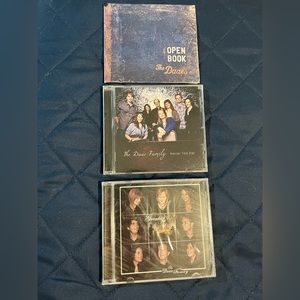 ***😀3 for $35./NWOT 3 CD’s of the Daae Family.
